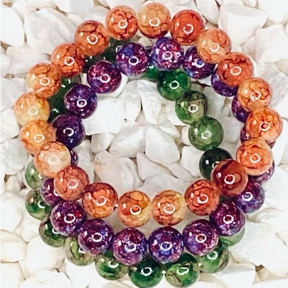 BIN2 $15 GLASS BEADED BRACELETS. Pick a set - Picture 6 of 8